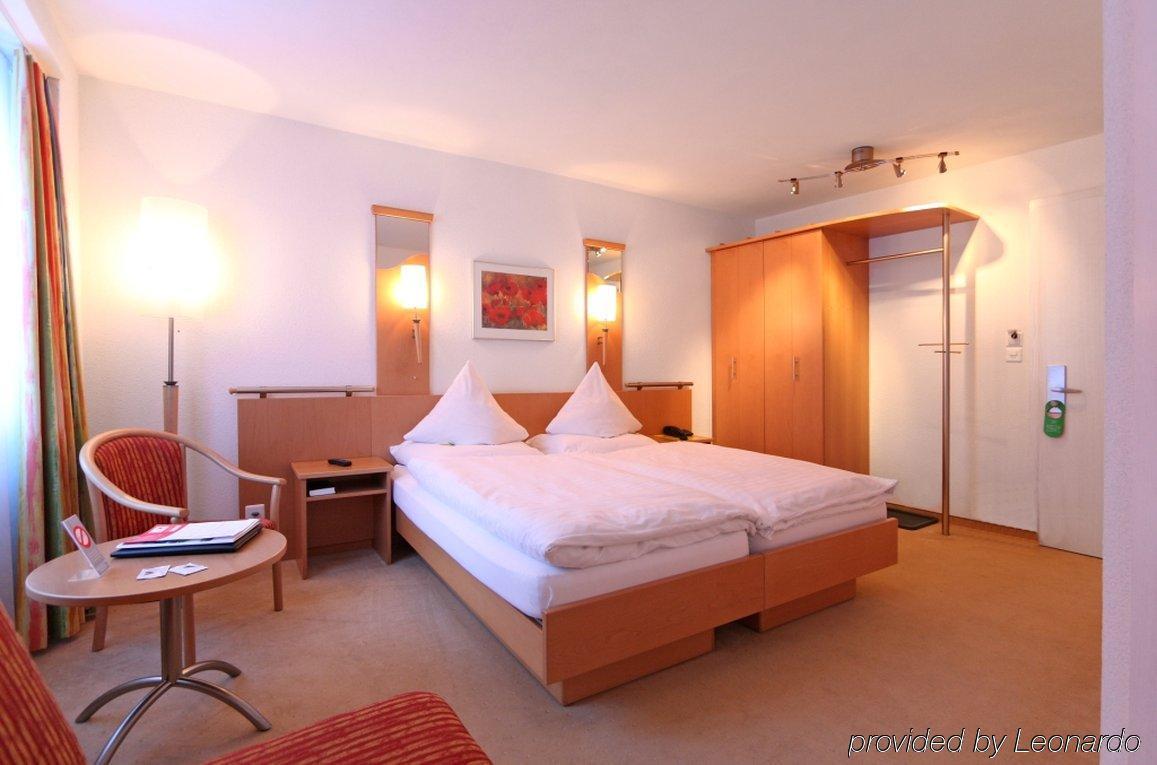 Lifestyle & Spa Hotel Graecherhof Grächen Szoba fotó